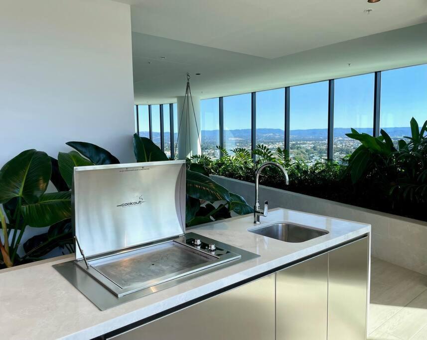 Appartement New Impressive 180° River View 1 Bed Apt With Pool 47F à Gold Coast Extérieur photo